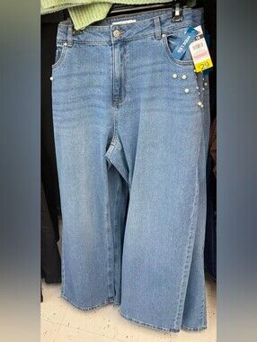 mySTYLE | Medium Wash Denim | Pearl Accents | Wide Leg | Size 14